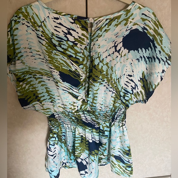 “Whisper” blouse, size M - Picture 2 of 3